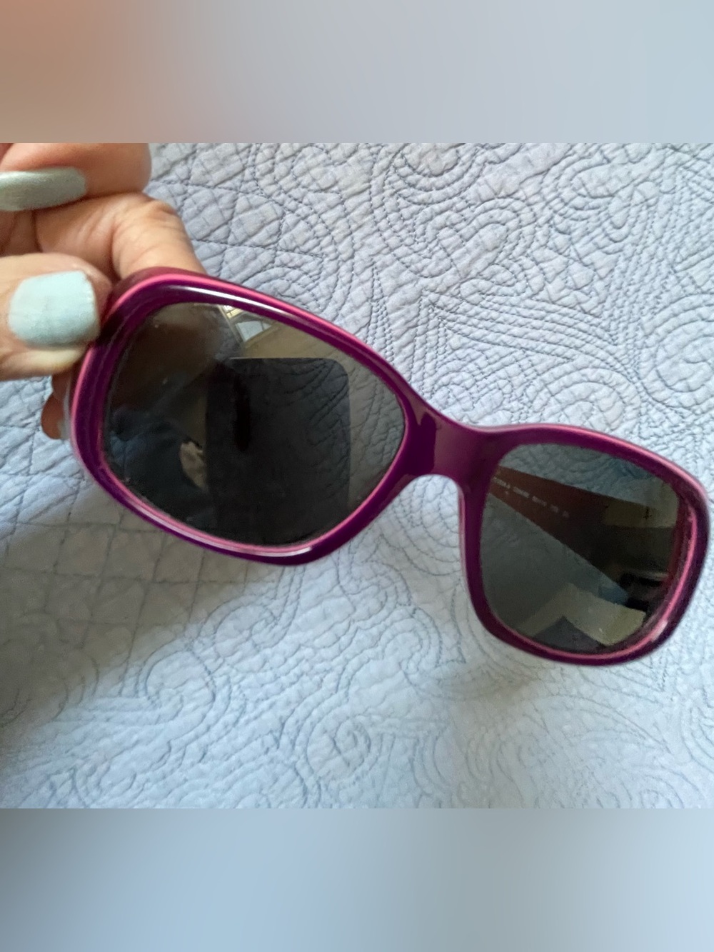 Vogue eyeglass frames & clamshell case